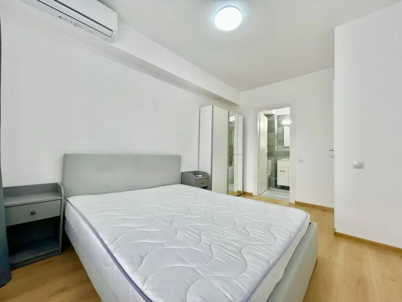 13 Septembrie, Casa Poporului, Marriott, bloc nou, centrala proprie.