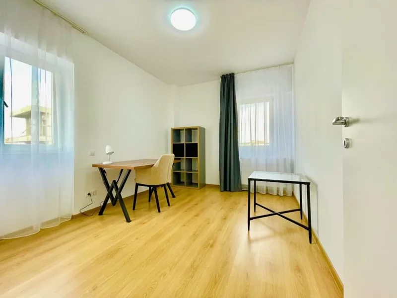 13 Septembrie, Casa Poporului, Marriott, bloc nou, centrala proprie.